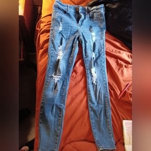 Aero high rise distressed jegging